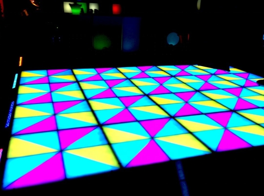 1*1M RGB DMX LED Dance Floor with 80 lm/w Lamp Luminous Efficiency and DMX Control