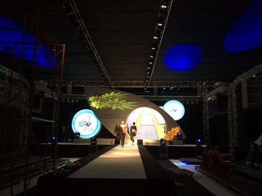 330W LED Follow Spot Light 4100K IP33 For Wedding Stage Performance