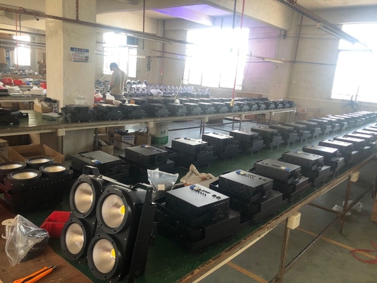60° Beam Angle 4pcsx100W Warm White COB Blinder Light Par Can Stage Lights for Church